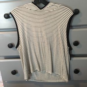 Black and white striped cropped hoddie